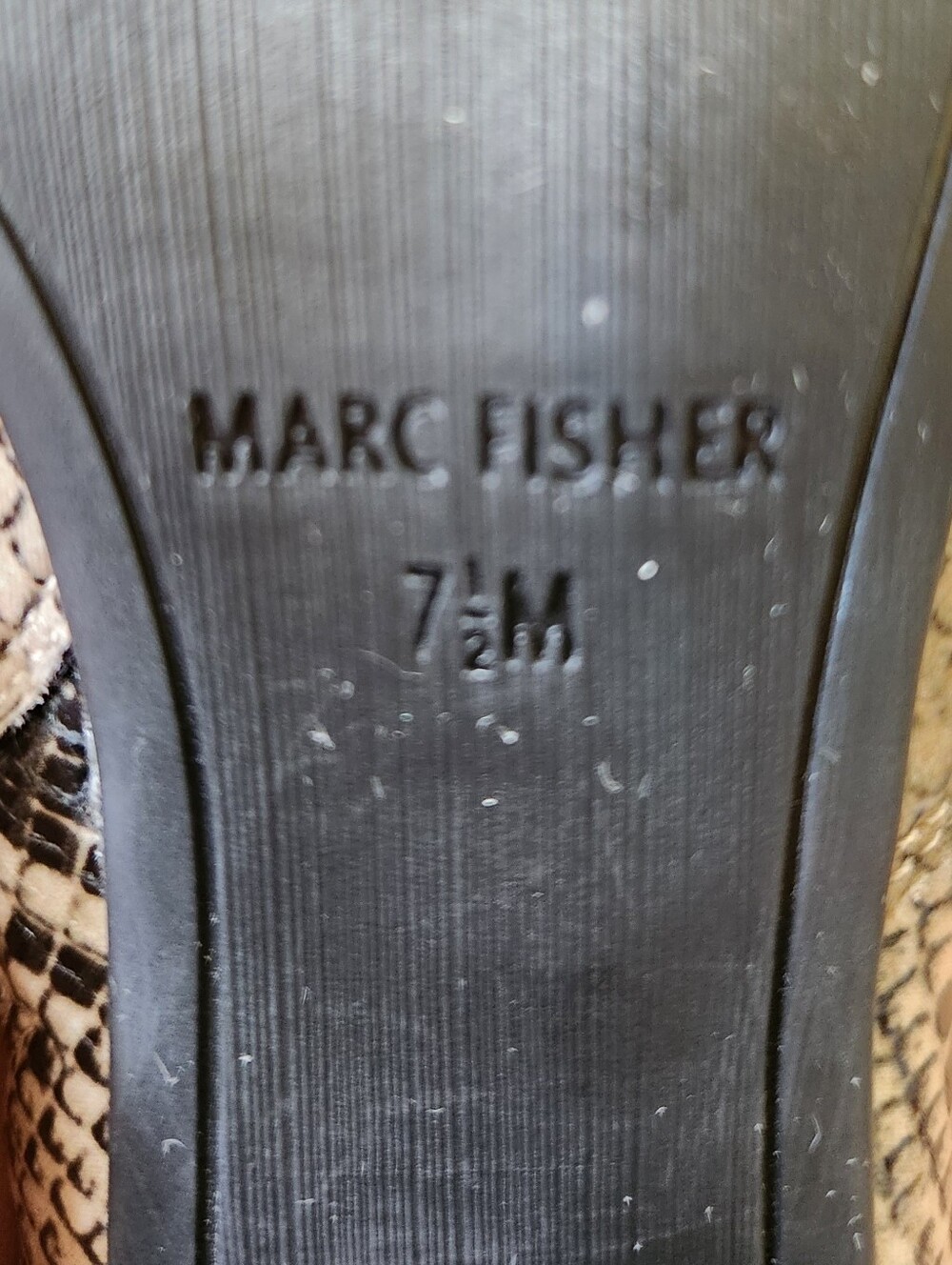 Marc Fisher Python Snakeskin Ankle Booties Pointed Toe Block Heel SideZip Sz 7.5 - Picture 13 of 16